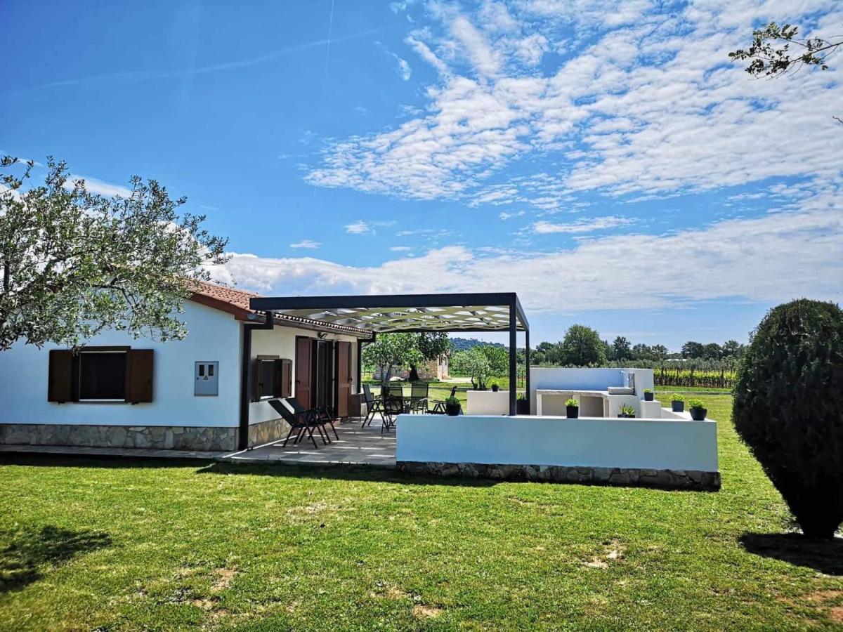 Villa Leo Ровинь Экстерьер фото