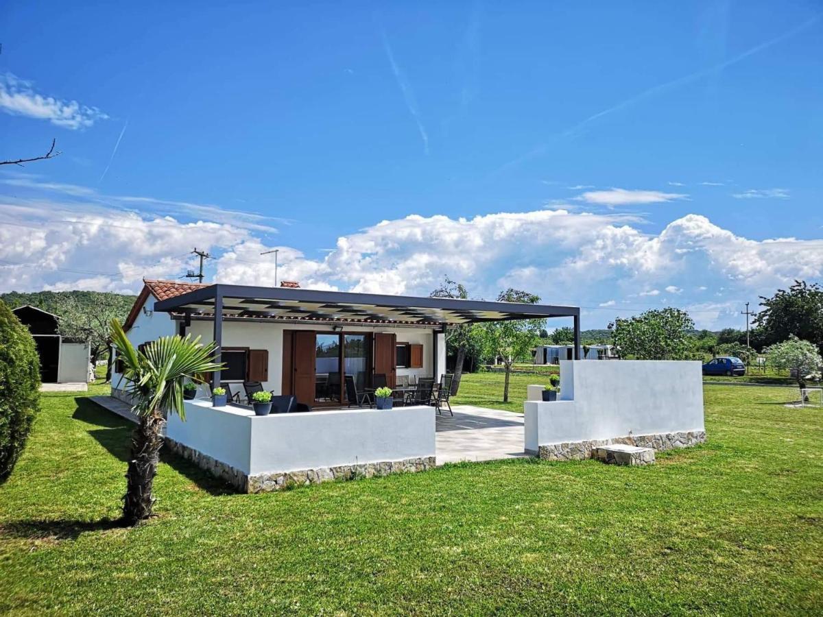 Villa Leo Ровинь Экстерьер фото